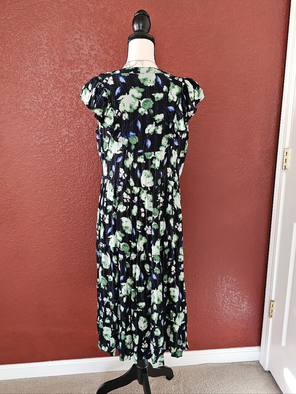 Style & Co. Navy Floral V-Neck Midi Dress with Green Accents - Picture 7 of 11